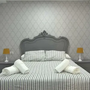 https://apartment-ronda-sant-antoni.topcostabravahotels.com